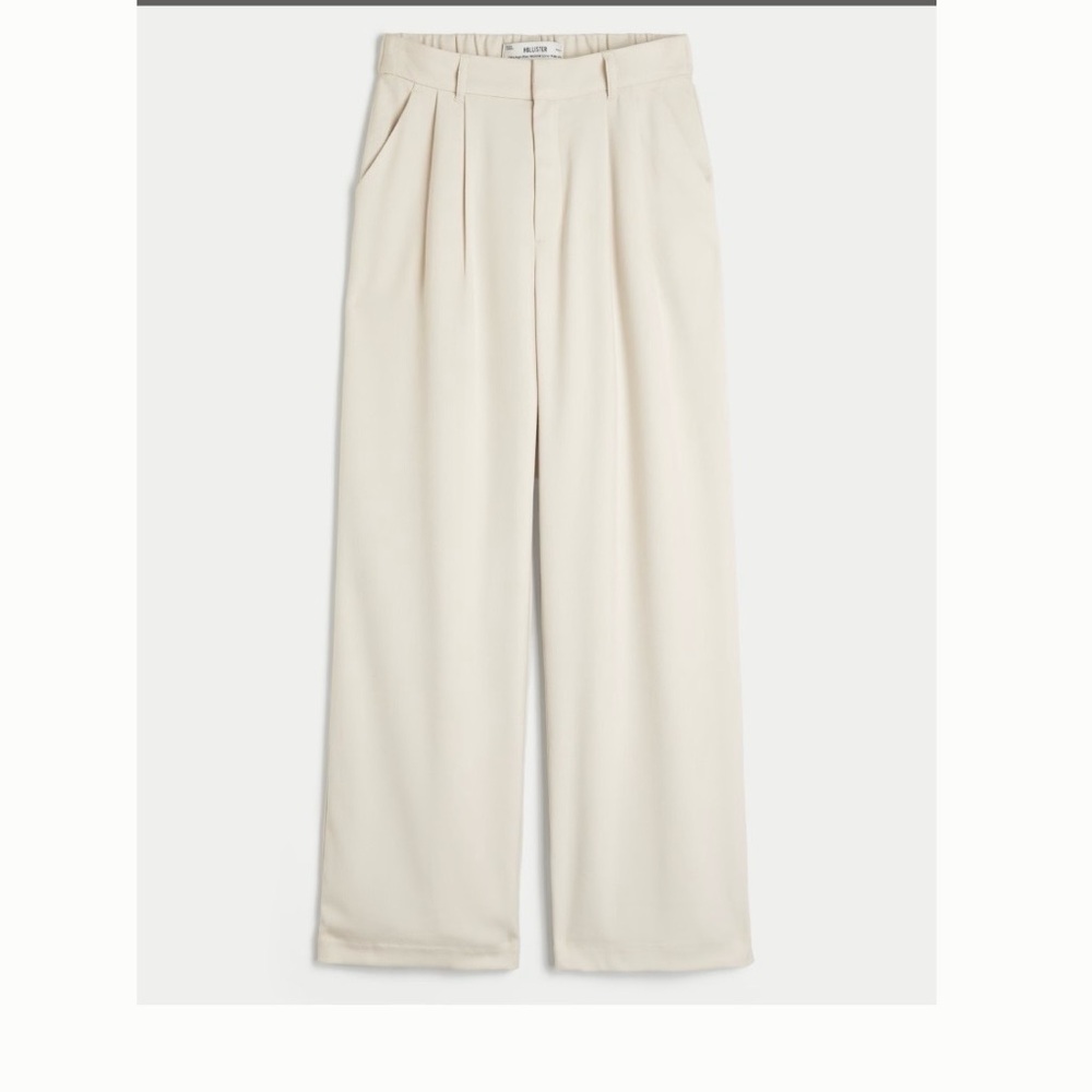 Hollister Stylish Women’s Ultra High-Rise Livvy Wide Leg Trouser Pants Medium